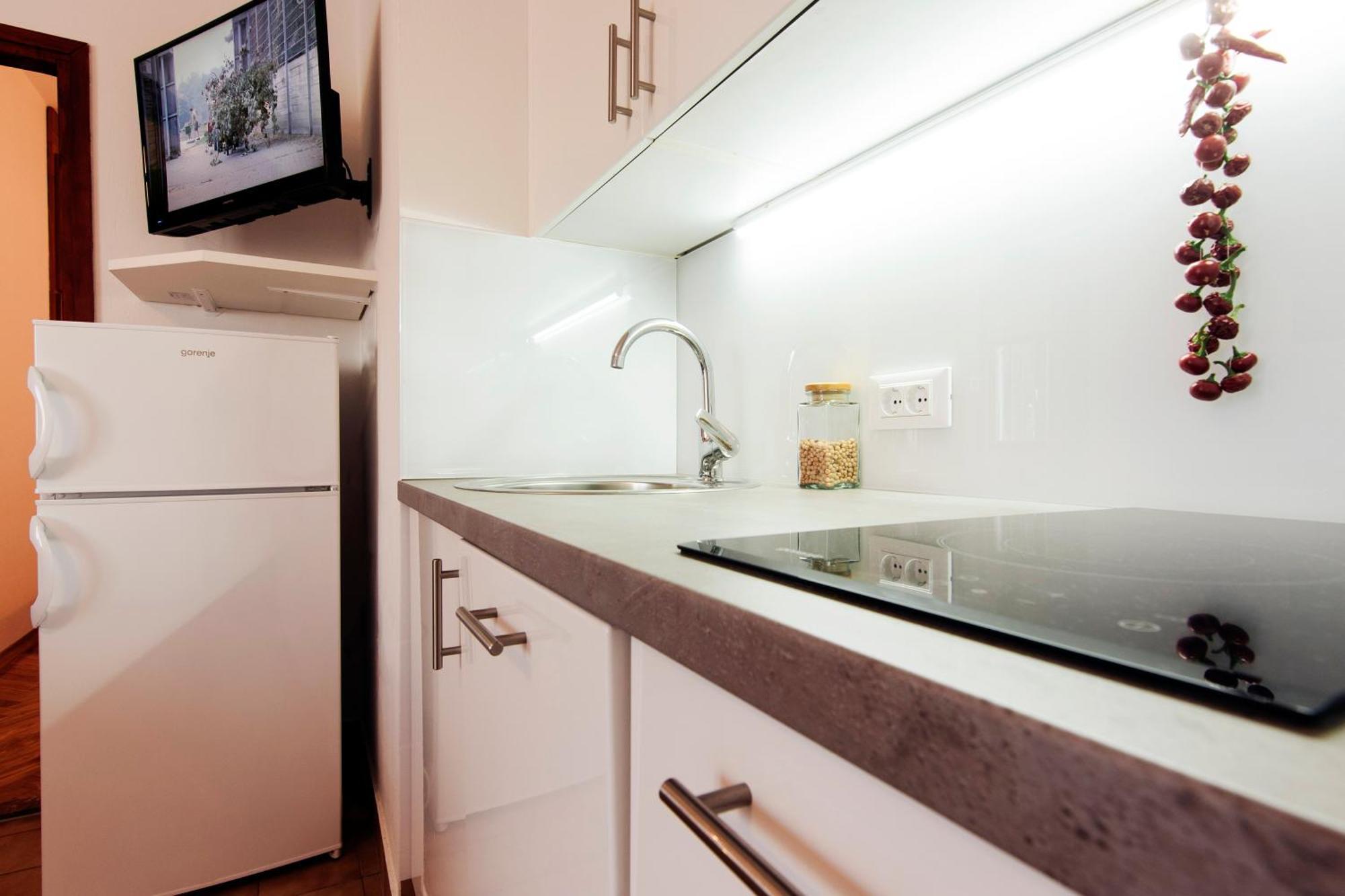 Apartment Martina 2 Primosten